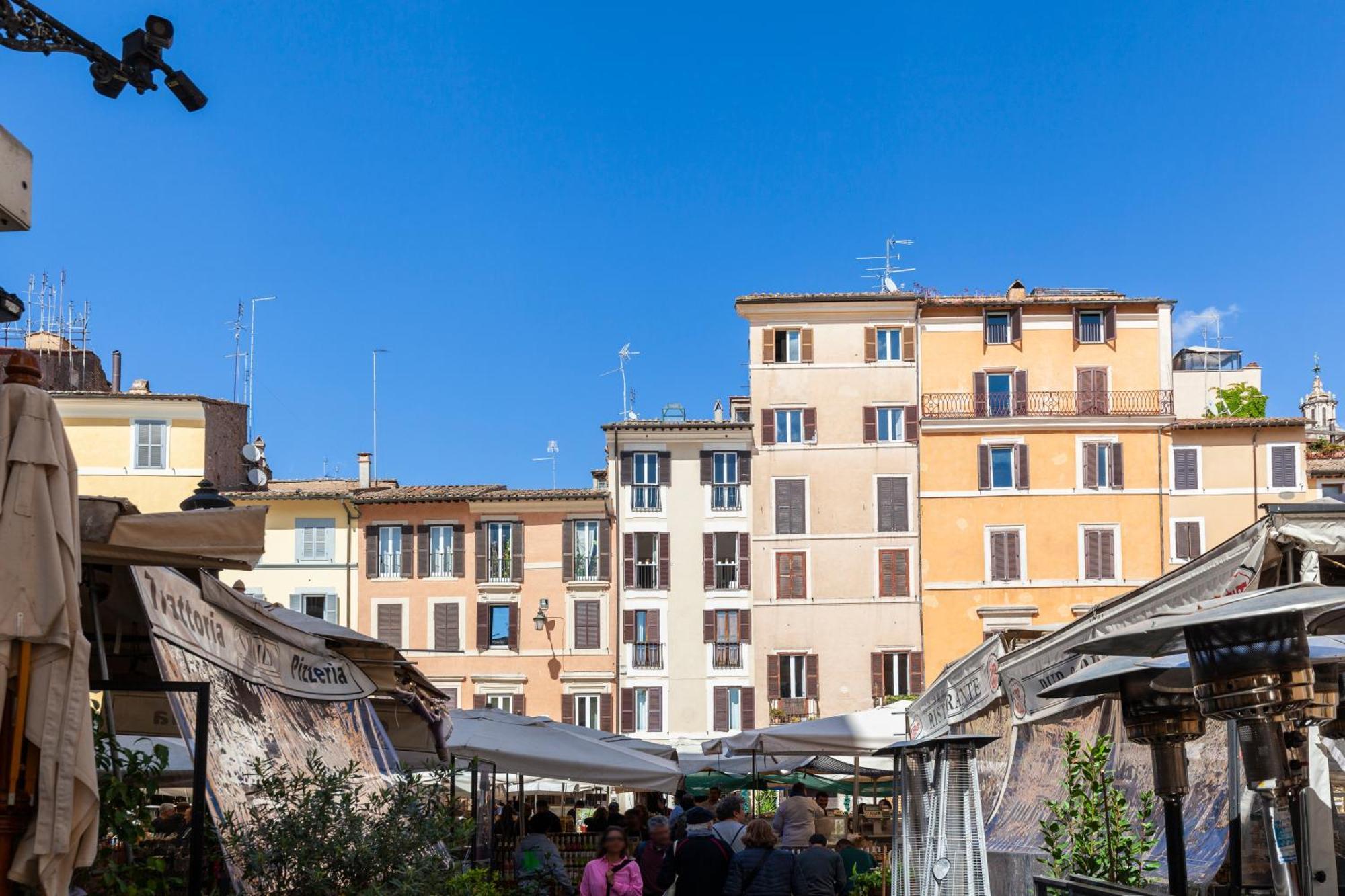 Campo Dei Fiori Holiday Home Řím Exteriér fotografie